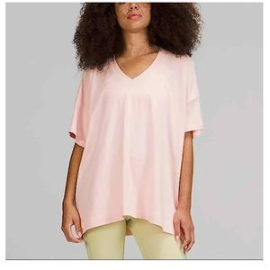 NWT LULULEMON SIDE TIE V NECK SIZE 8